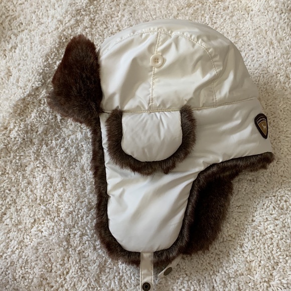 Eddie Bauer Accessories - New. Eddie Bauer bomber hat. S/M. Perfect condition